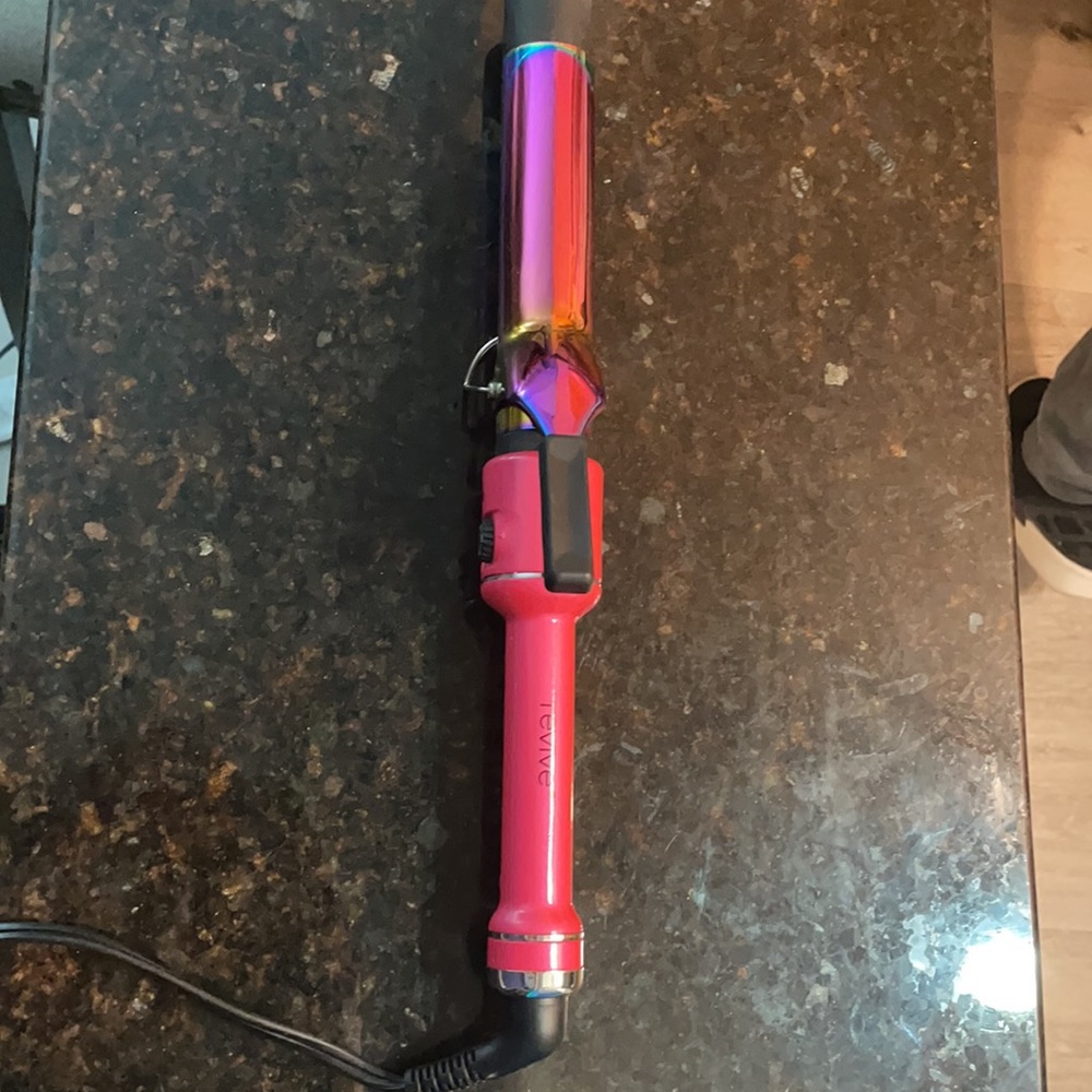 Revive Chrome Pink 1.25” Curling Iron